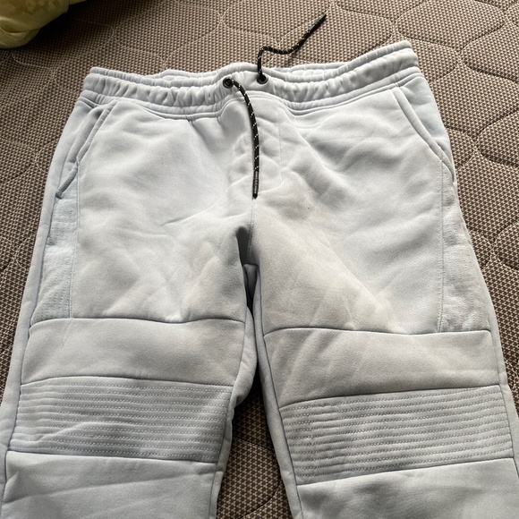 sweats - Picture 1 of 1